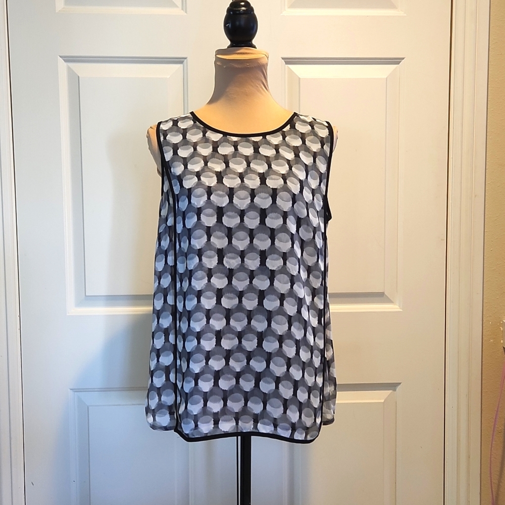 Vince Camuto tank, M